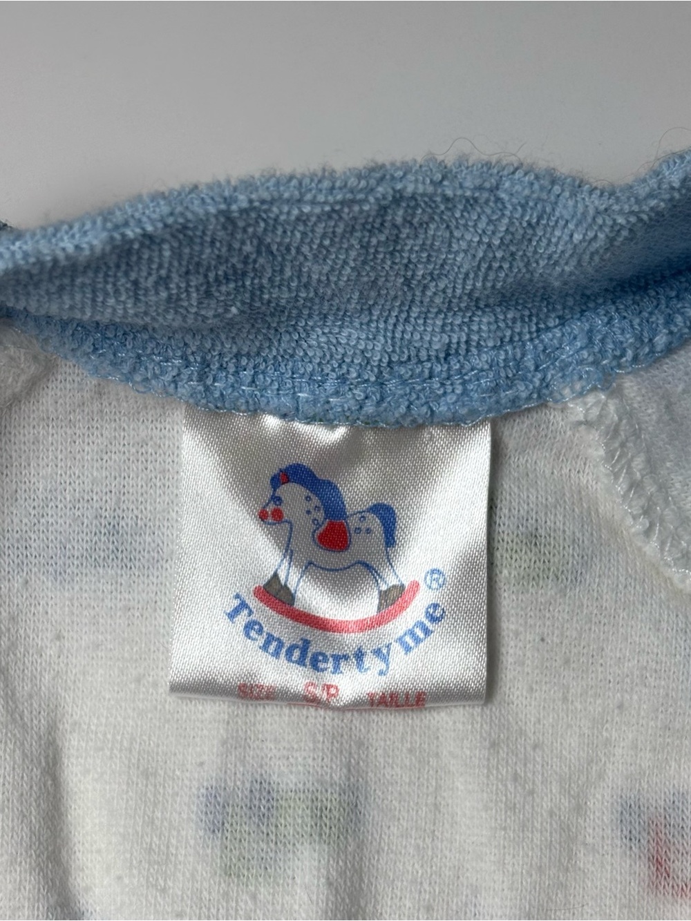 Vintage Tendertyme White Fleece Footed Sleeper Racecar Print S 3-6M retro - Picture 5 of 9